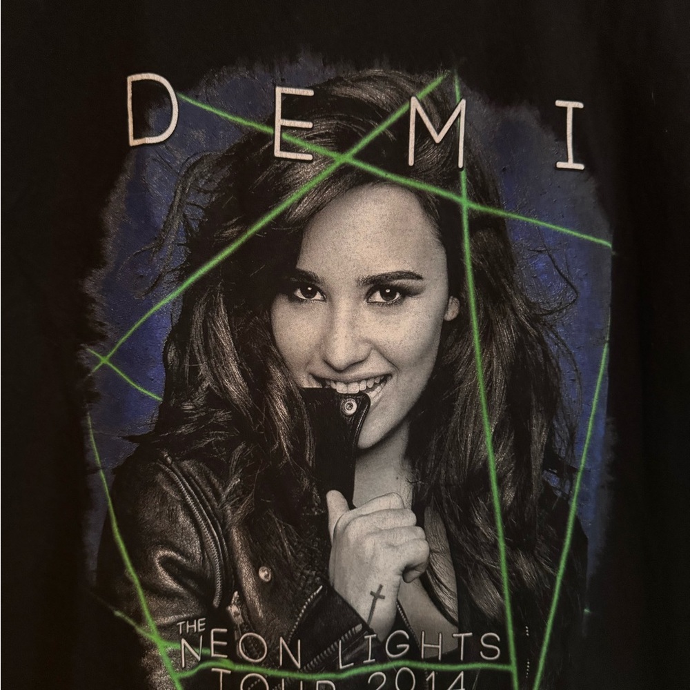 2014 Demi Neon Lights Tour T-Shirt (L) - Picture 2 of 4